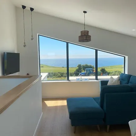 Ardmore's Modern House *