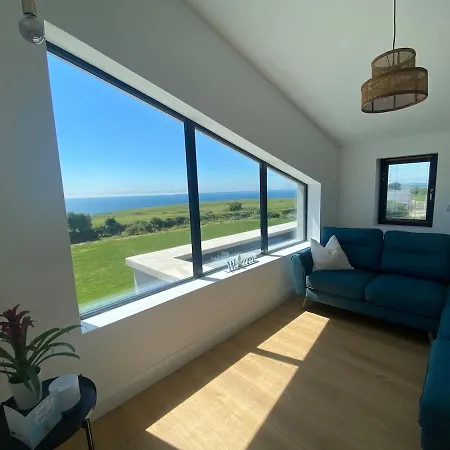 Ardmore's Modern House * Ardmore (Waterford)